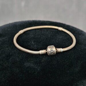 Pandora Moments silver 925 ALE snake chain charm bracelet J-16